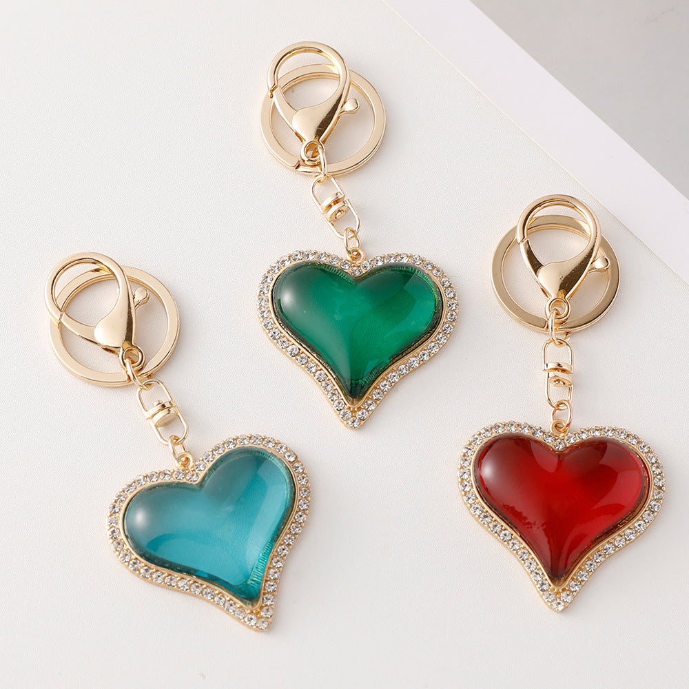 Wholesale Medieval Palace Style Heart Alloy Keychain